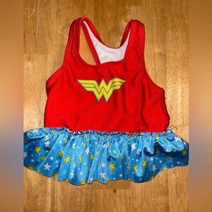 Swimsuit top Wonder Woman DC girls 2t . Swimwear
